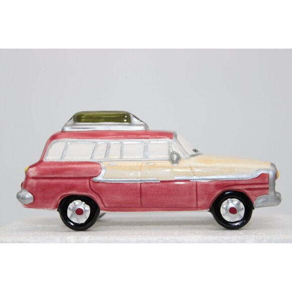 Dept 56 Snow Village - Classic Cars, Station Wagon - Picture 2 of 6